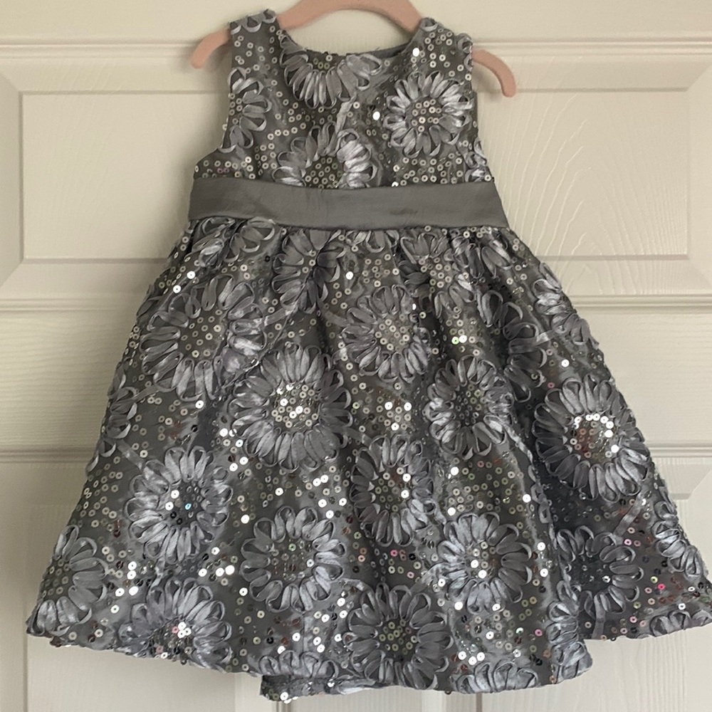 Dazzling silver sequined dress. Girls size 2T.